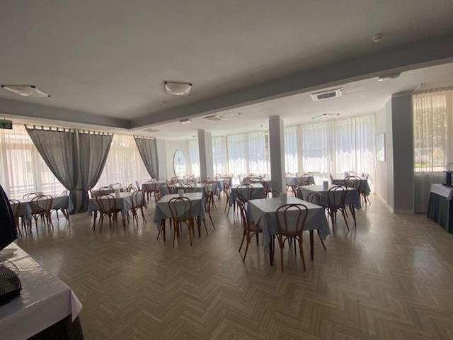 Hotel Monaco - Parcheggio Incluso Min 2 Gg Milano Marittima Exterior photo