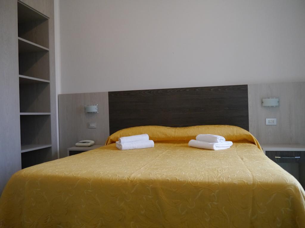 Hotel Monaco - Parcheggio Incluso Min 2 Gg Milano Marittima Exterior photo